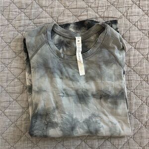 Lululemon Swiftly Tech Long Sleeve